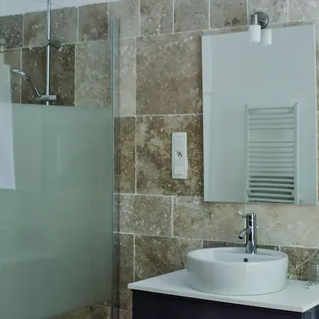 בית נופש Chateau Arize
